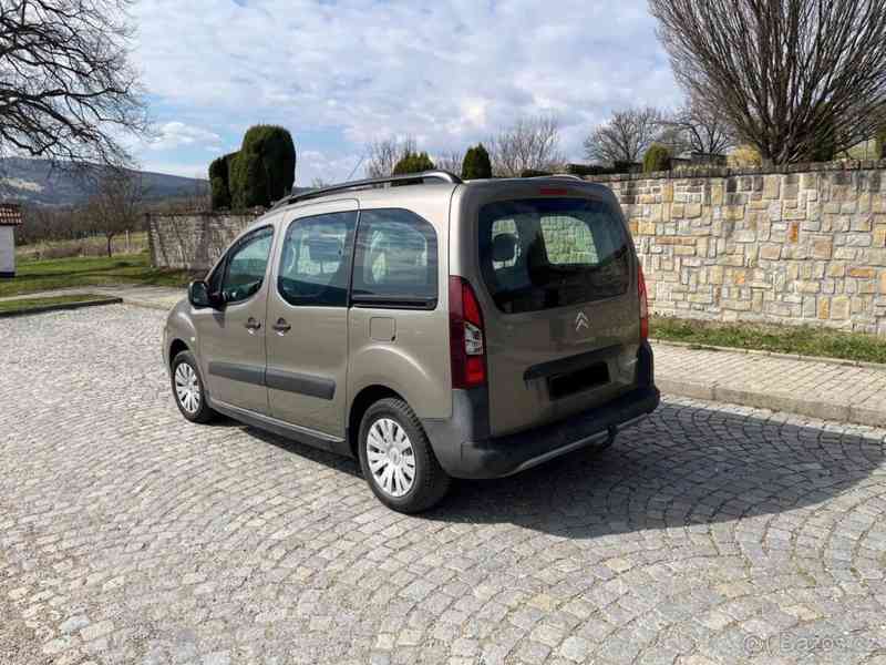 Citroën Berlingo 1,6   Multispace HDI 73 kW - foto 6