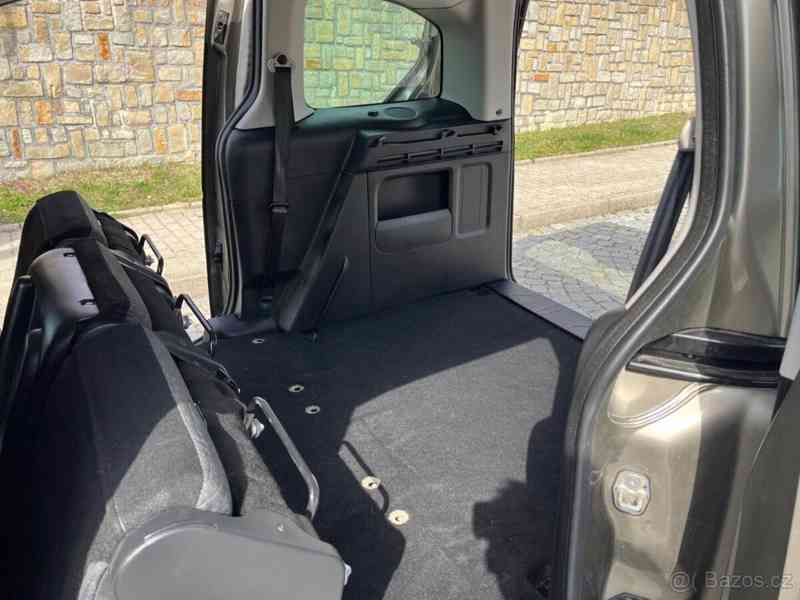 Citroën Berlingo 1,6   Multispace HDI 73 kW - foto 19