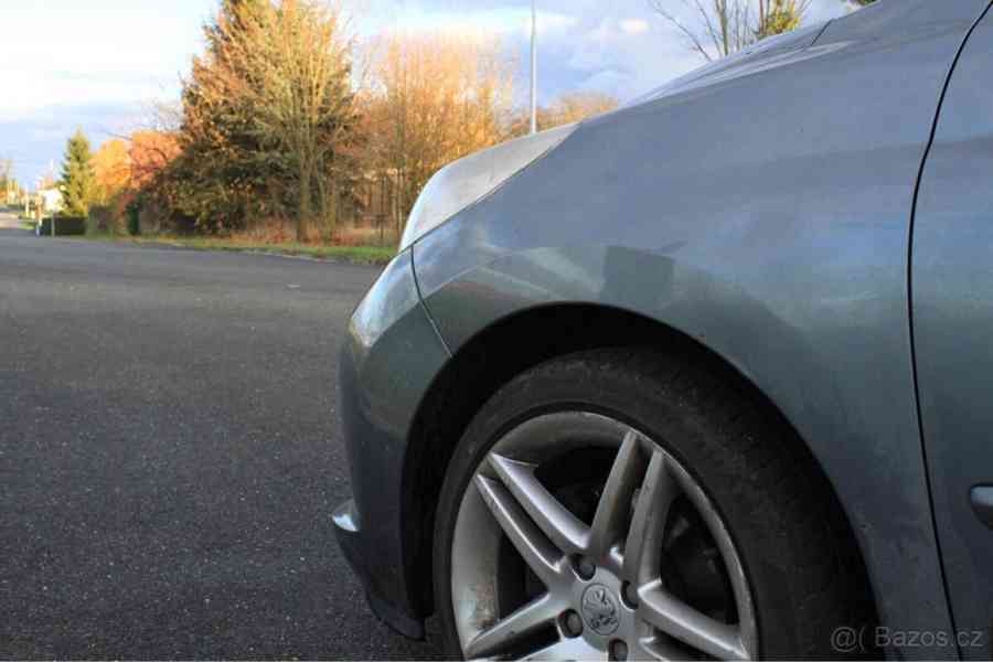 Peugeot 207 1,6   CC (cabrio) - foto 10