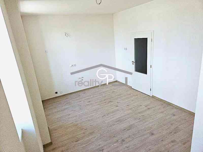 Pronájem bytu 1+1, Rudolfovská tř., Č. Budějovice - foto 4