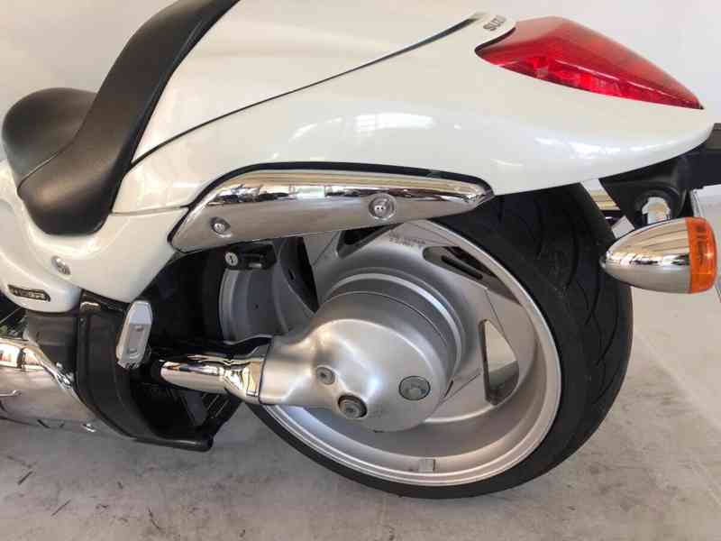 Suzuki Intruder VZR 1800 (boulevard) - foto 9