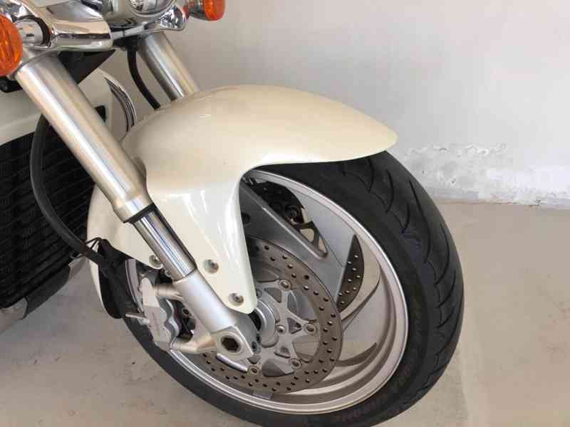 Suzuki Intruder VZR 1800 (boulevard) - foto 17