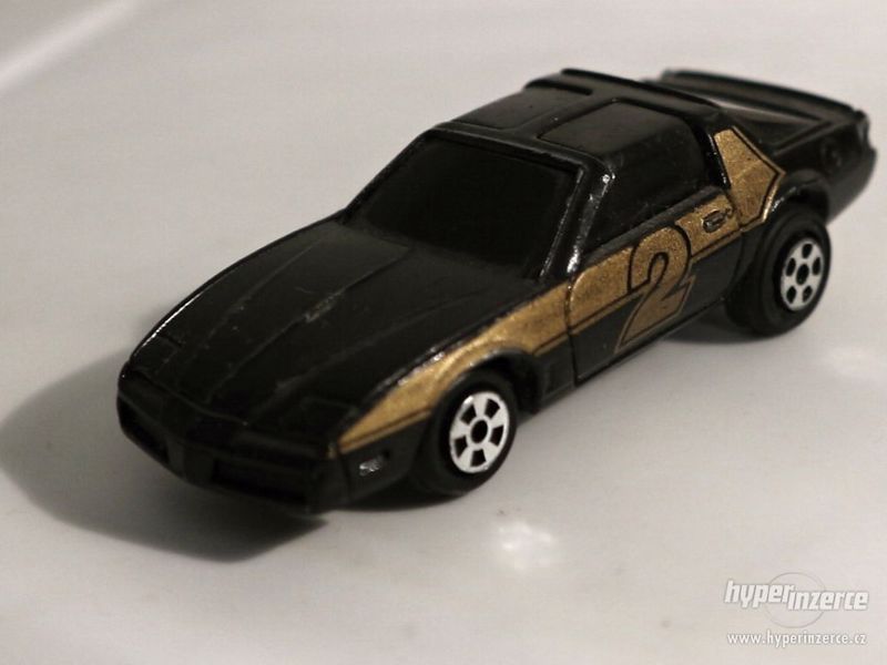 Pontiac Firebird ERTL - foto 1