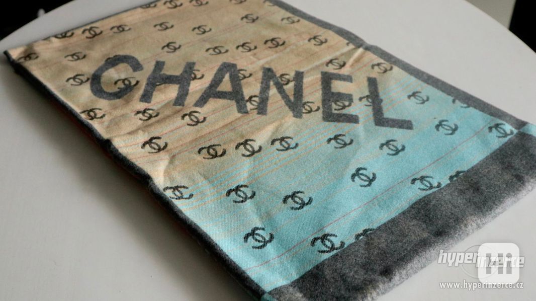 Nový šátek Chanel 180 x 70 cm - foto 5