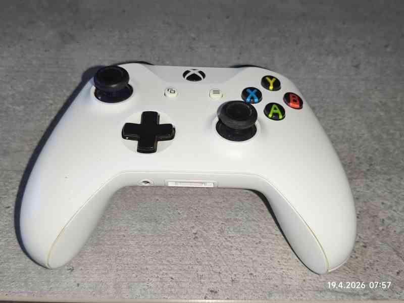 Xbox One S All-Digital 1TB - foto 4