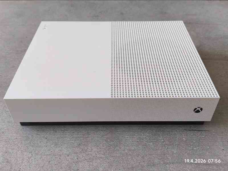 Xbox One S All-Digital 1TB - foto 2
