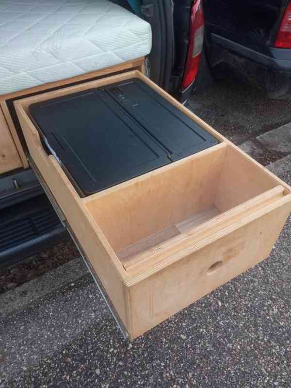 Chrysler Voyager 2,8   IV, CRD, r.v. 2005 - foto 16