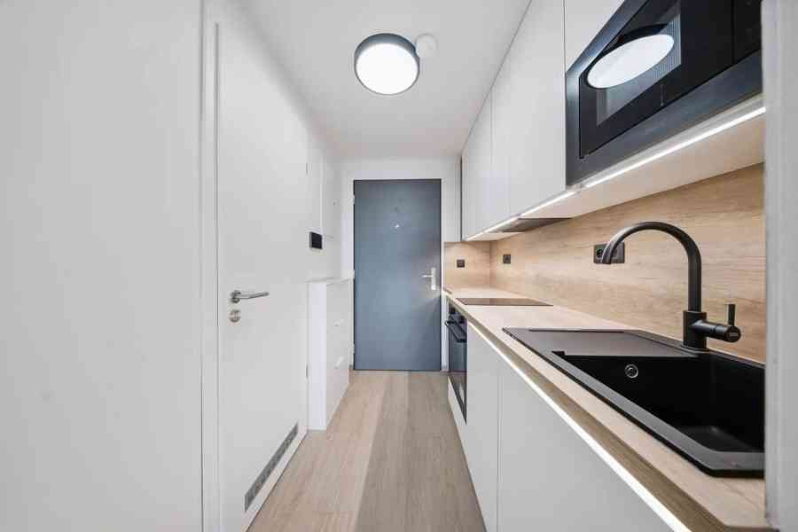 Pronájem bytu 1+kk 30 m² - foto 6