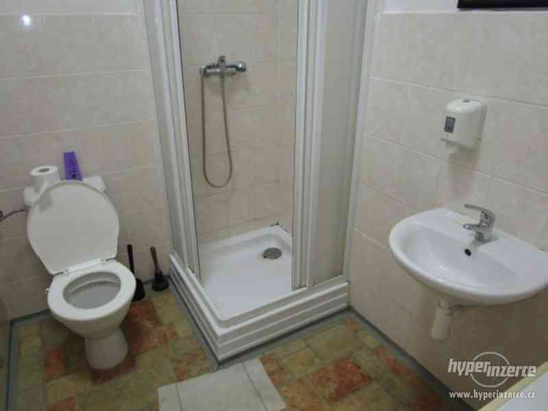Pronájem kanceláří 91 m2, Brno-město, Bašty - foto 5