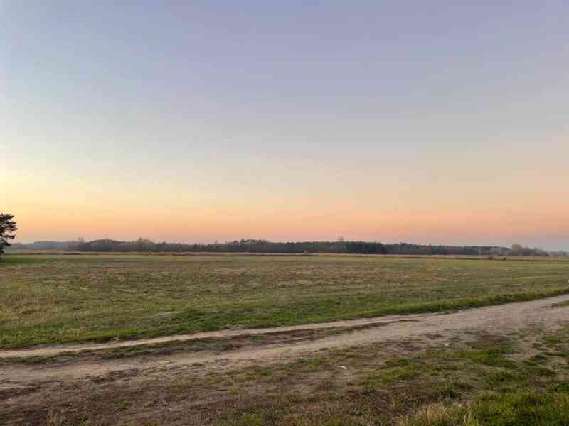 Veľký Pozemok 45 172 m² pri Malých Levároch - foto 7