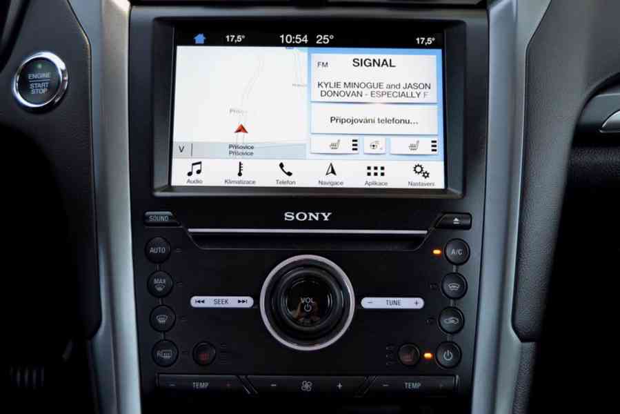 Ford Mondeo 2.0 TDCI 132kW Titanium LED Dynamic facelift kom - foto 8