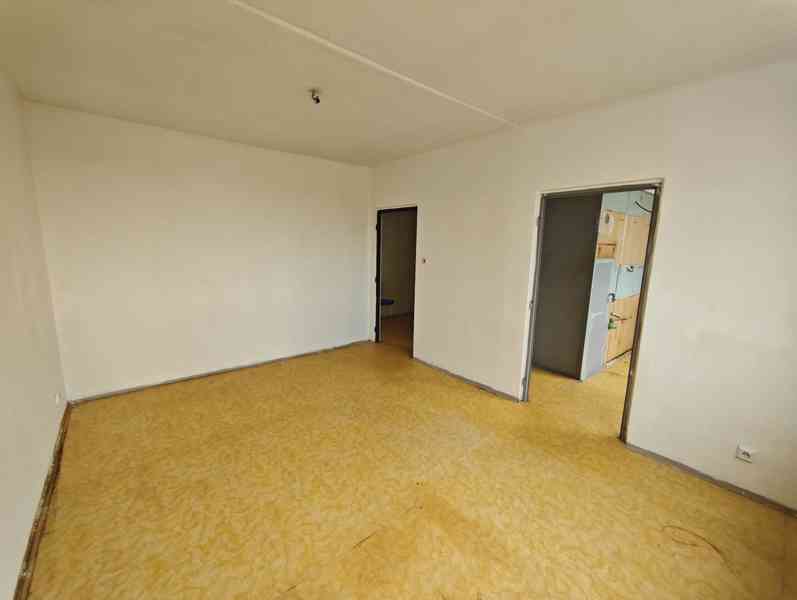 Prodej byty 2+1, 52 m² - Pardubice - Studánka - foto 2