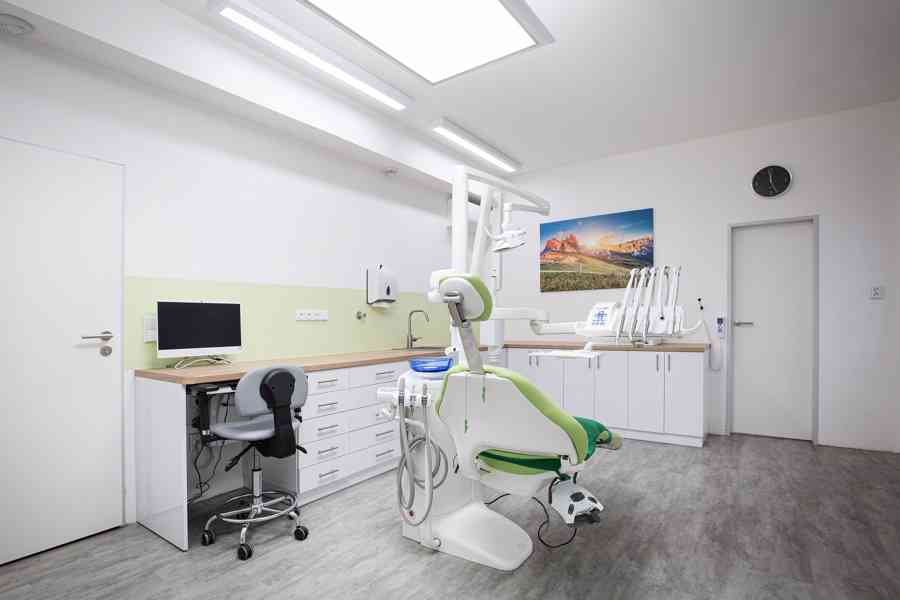 DENTÁLNÍ HYGIENISTKA / -STA plný úvazek BRNO - foto 3