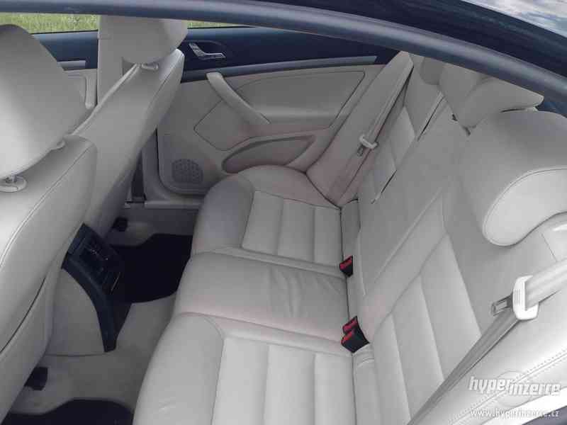 Škoda Octavia II plná výbava - foto 6