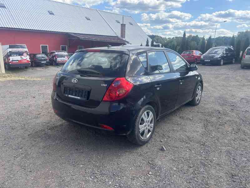 Kia Ceed 1,6 84KW D4FB prodám díly z vozu - foto 3