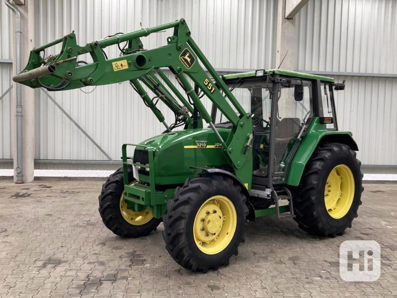 John Deere 3210 - foto 1