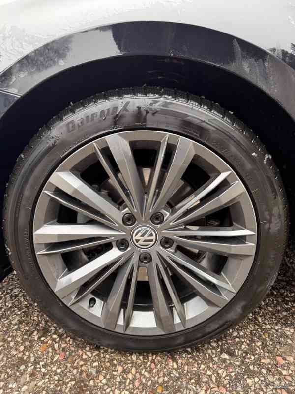 Volkswagen Passat 1,5   TSI 110kW DSG R-Line - foto 5