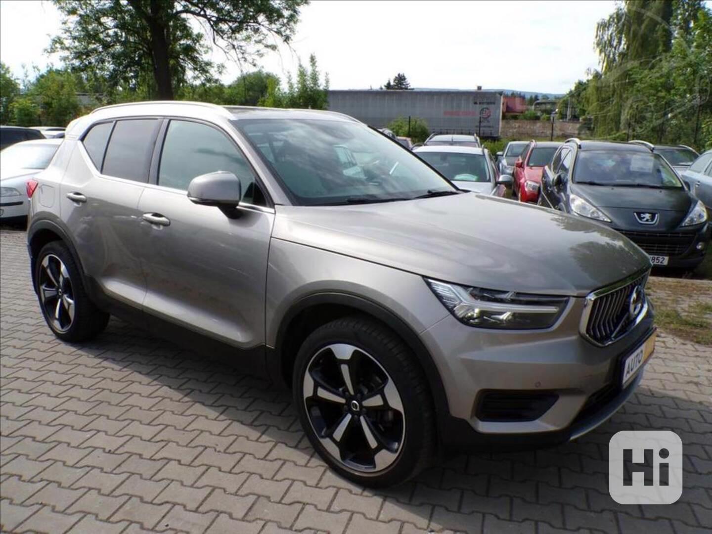 Volvo XC40 2,0 D3 INSCRIPTION - foto 1