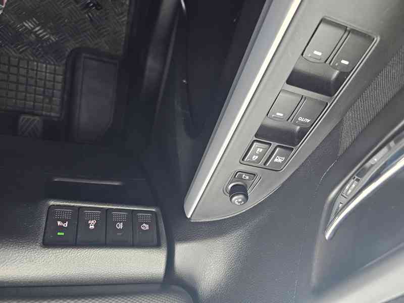 prodám Suzuki Sx4 S-Cross 1,6 Elegance - foto 4