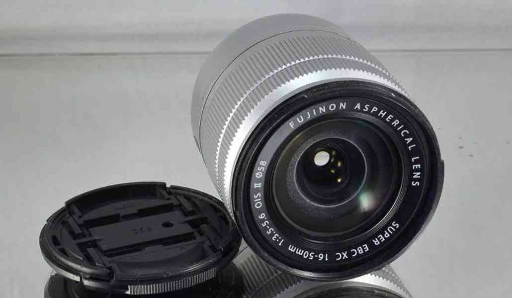 Fujifilm X-A2 + Objektiv XC 16-50mm 12800 Exp. - foto 4
