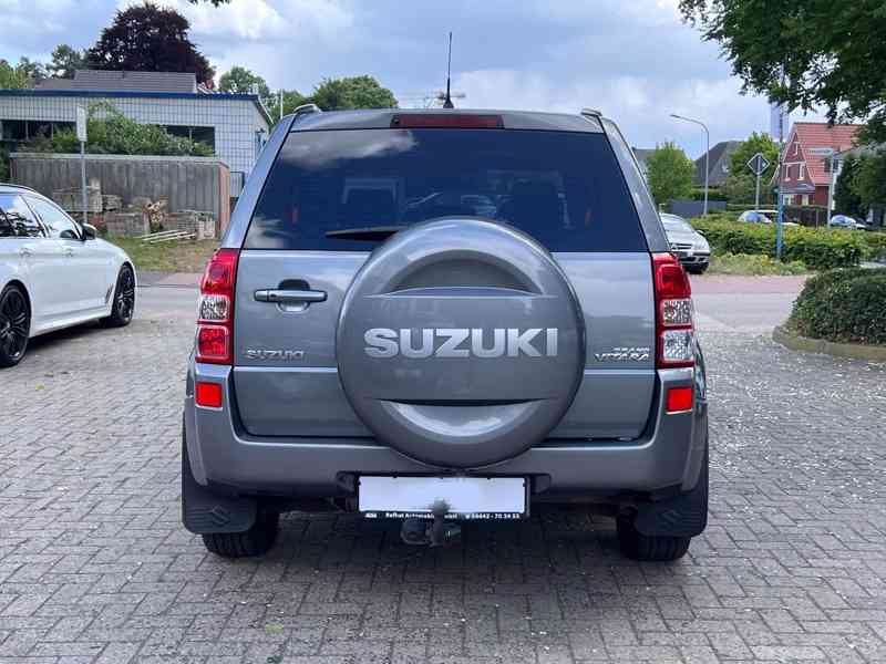 Suzuki Grand Vitara 2.0i Comfort+ benzín 103kw - foto 17