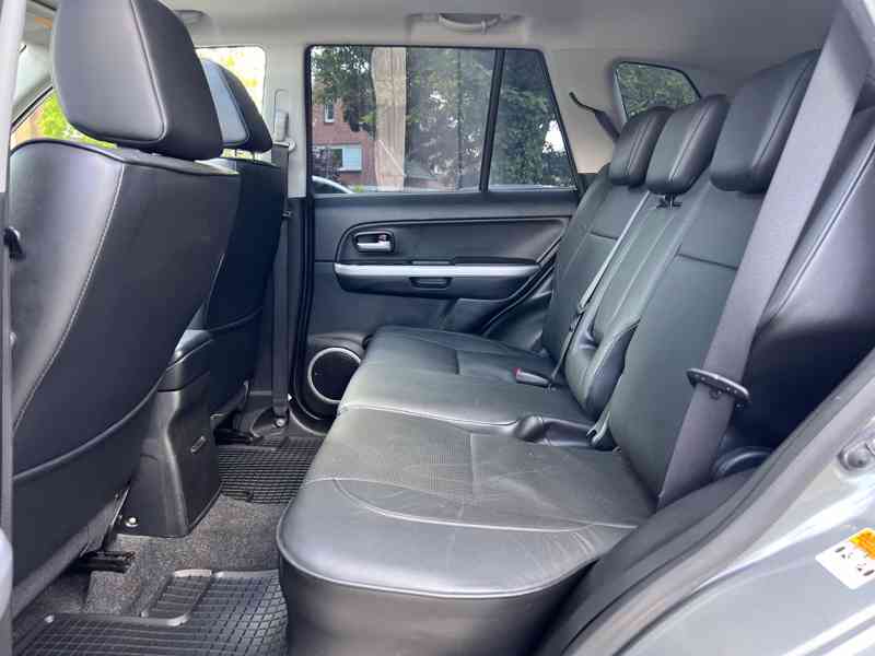 Suzuki Grand Vitara 2.0i Comfort+ benzín 103kw - foto 23