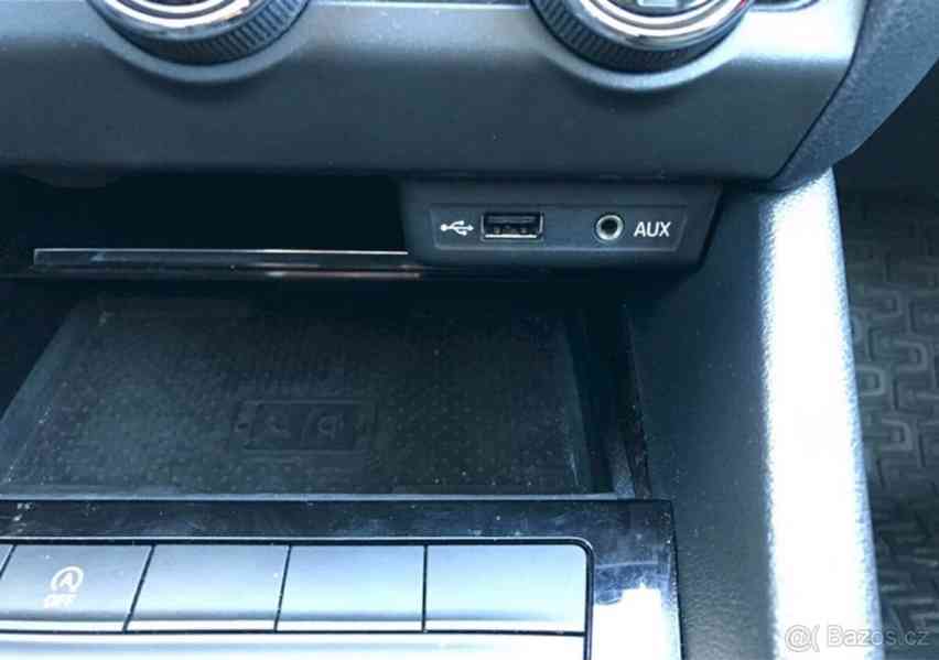 Škoda Octavia 1,6 STYLE - foto 13