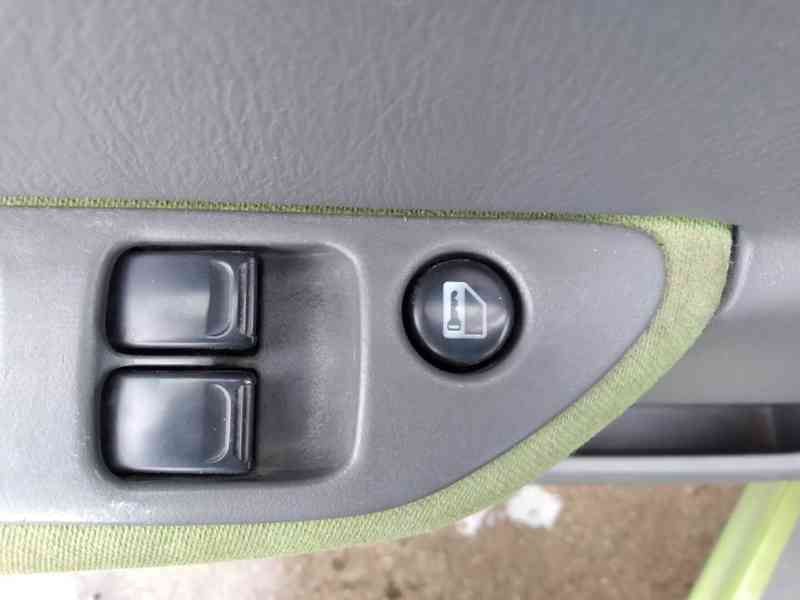 OPEL AGILA 1.0 12V GL 125000 KM - foto 17