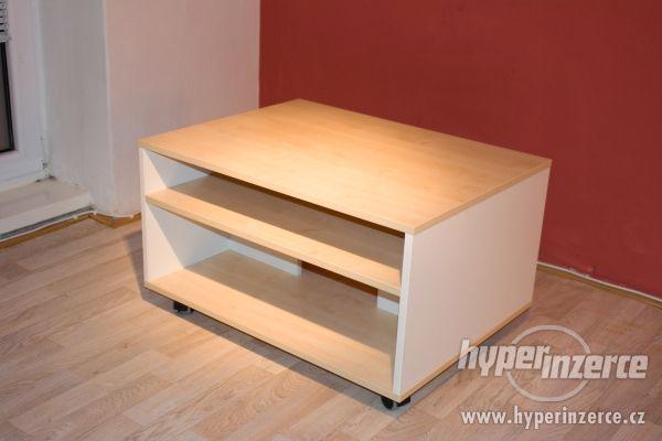 Obývací stěna s konferenčním stolkem - vyrobená na zakázku! - foto 5