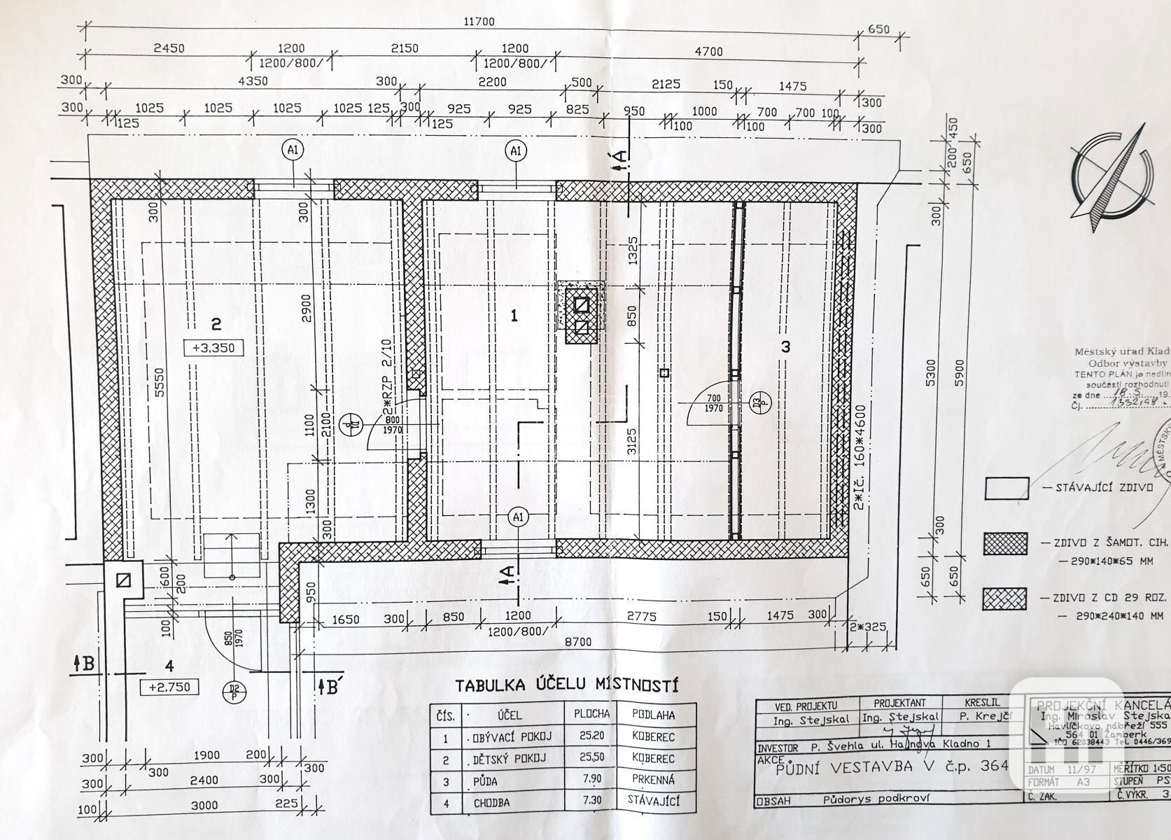 Dům 4+1 s unikátní atmosférou v historickém centru města Kladna - foto 26