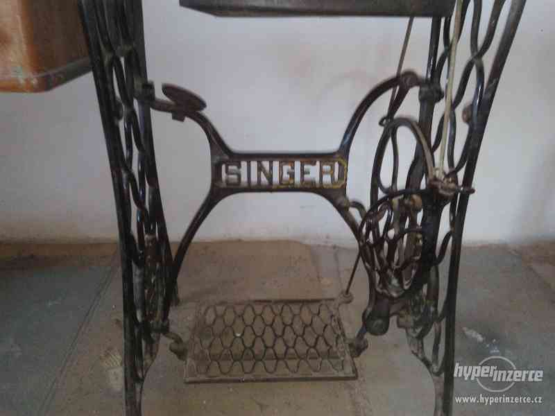 Šicí stroj Singer - foto 2