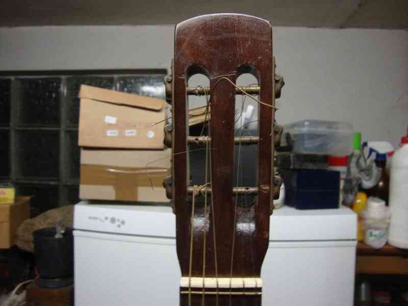 Kytara pro začátečníky, nebo na tramp k ohni 90 cm pěkná - foto 6