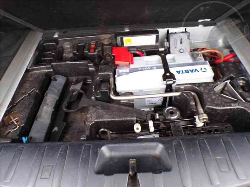 BMW X3 3,0 D 160kW - 4X4,TAŽNÉ ZAŘIZENÍ 2000Kg - foto 12