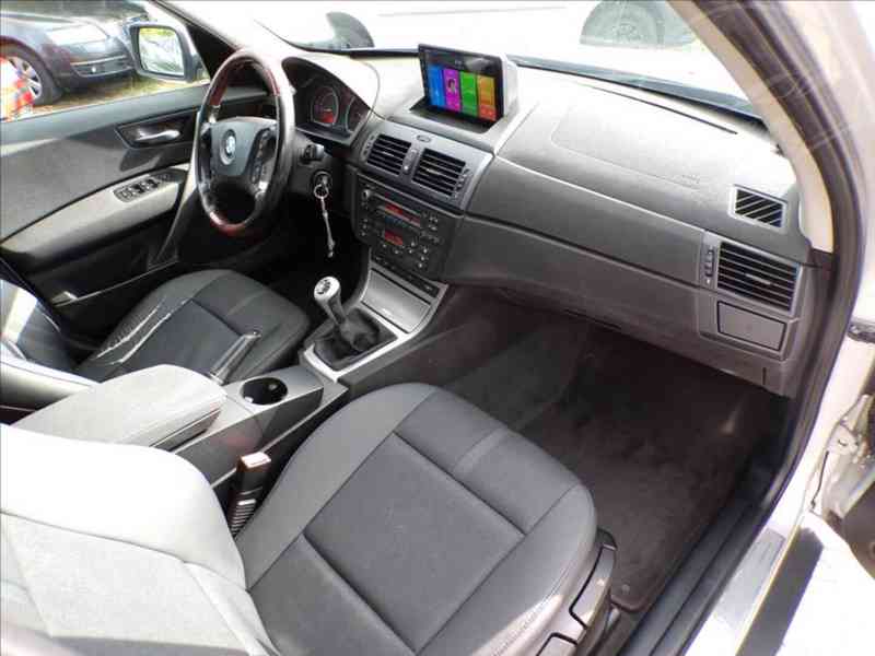 BMW X3 3,0 D 160kW - 4X4,TAŽNÉ ZAŘIZENÍ 2000Kg - foto 15
