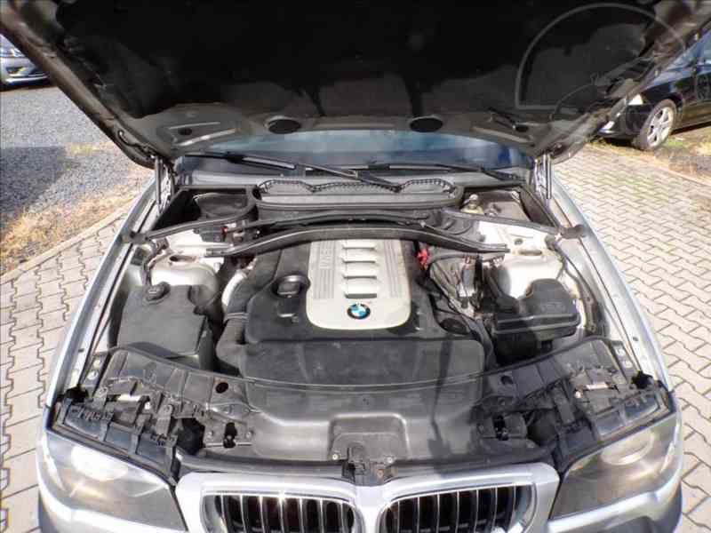 BMW X3 3,0 D 160kW - 4X4,TAŽNÉ ZAŘIZENÍ 2000Kg - foto 17