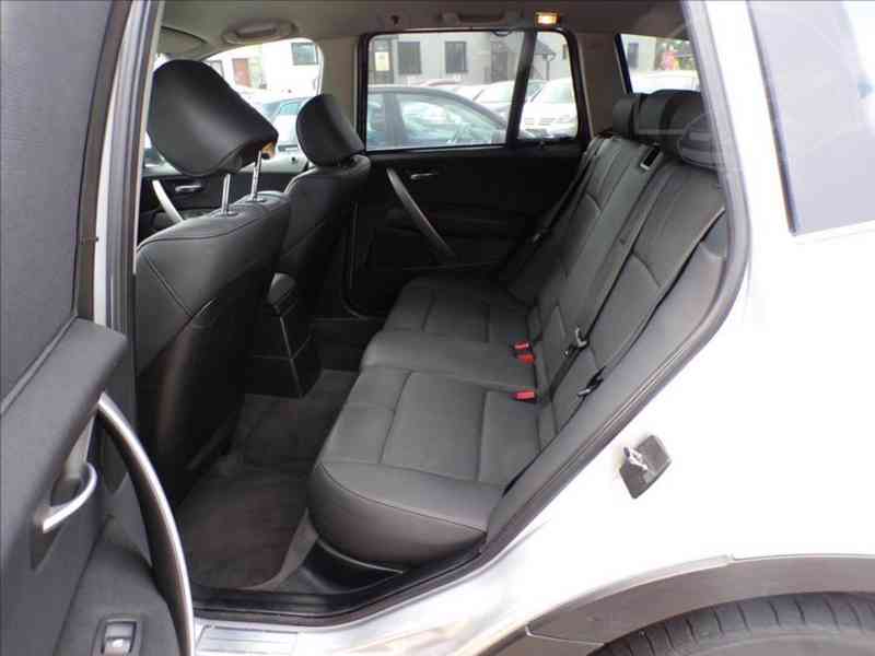 BMW X3 3,0 D 160kW - 4X4,TAŽNÉ ZAŘIZENÍ 2000Kg - foto 10