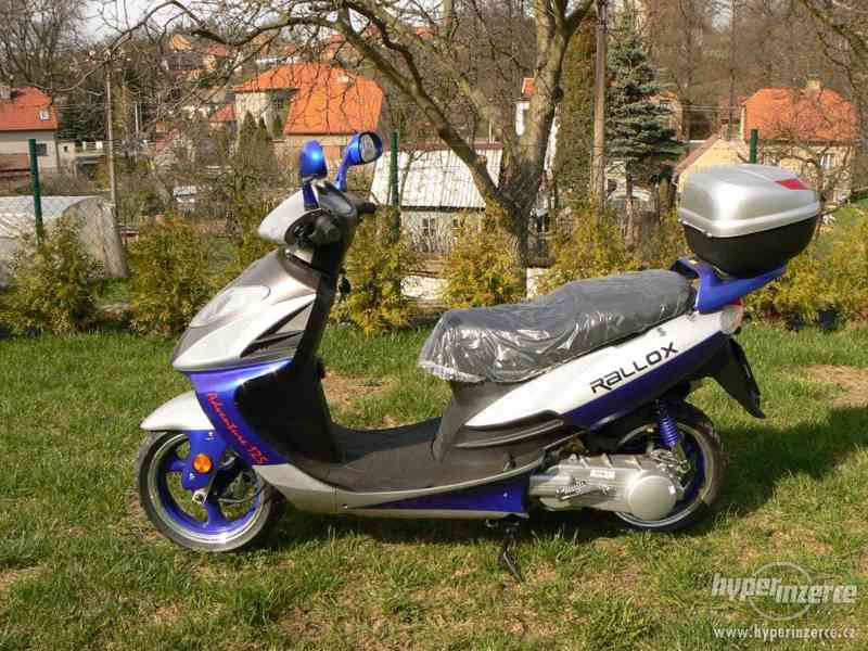 Nový skútr Adventure 125cc, ITALIA - foto 10