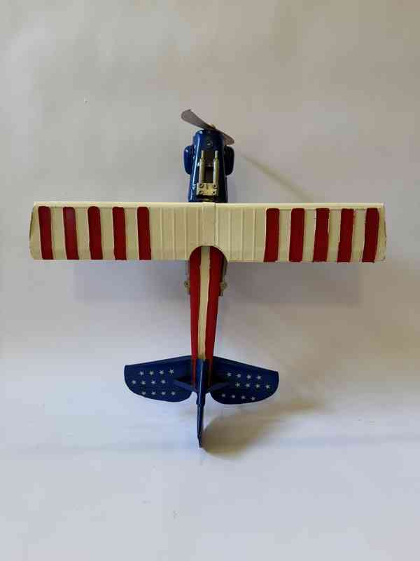 Letadlo dvouplošník - kovový model - foto 2