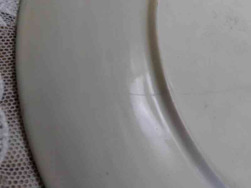 Nevídaný ručně malovaný plastický Talíř Automobil Majolika  - foto 6