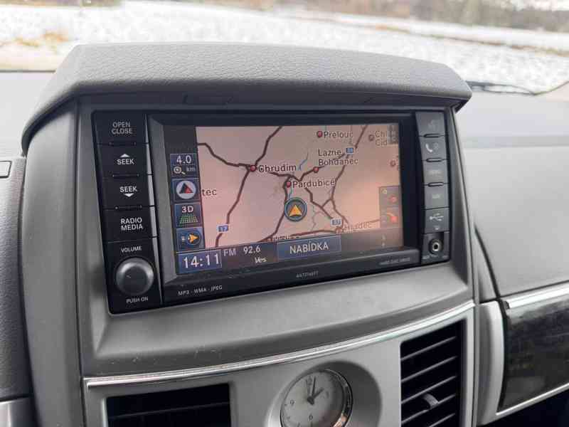 Chrysler Grand Voyager 2,8 CRDi RT DVD Limited 2011 - foto 18