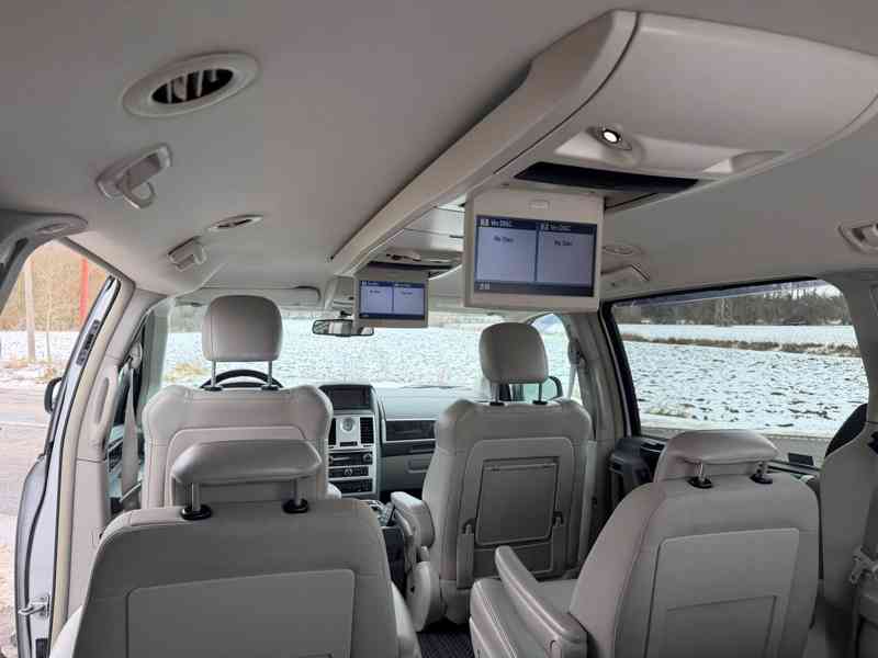 Chrysler Grand Voyager 2,8 CRDi RT DVD Limited 2011 - foto 11