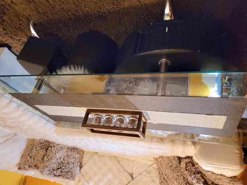 Konferenční stolek se skleněnou deskou - foto 5