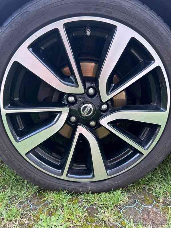 Nissan Qashqai 1,6   dCi, 4x4 r.v. 2014 - foto 15