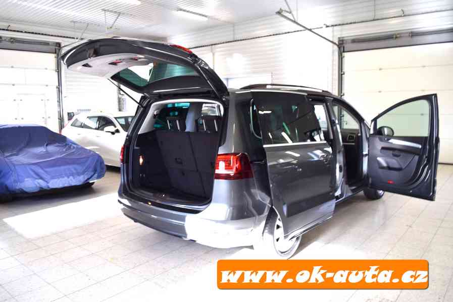 Volkswagen Sharan 2.0 TDI COMF. 7 MÍST 88 000 KM 2018-DPH - foto 11