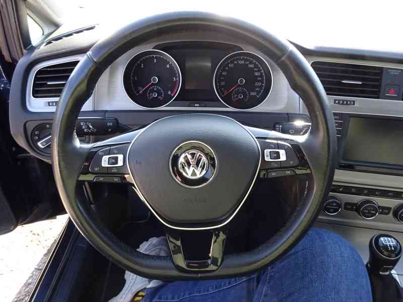 VW Golf 1.6 TDI Variant r.v.2016 (81 kw) serviska - foto 11