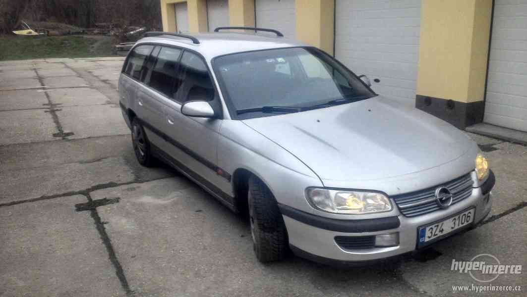 Prodám Opel Omega 2.0i 16v kombi - foto 4