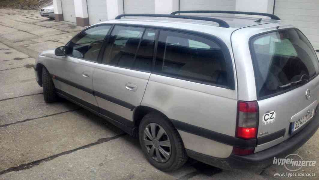 Prodám Opel Omega 2.0i 16v kombi - foto 5
