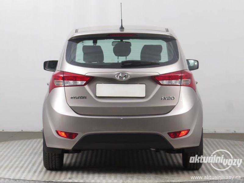 Hyundai ix20 1.6, benzín, vyrobeno 2018 - foto 7