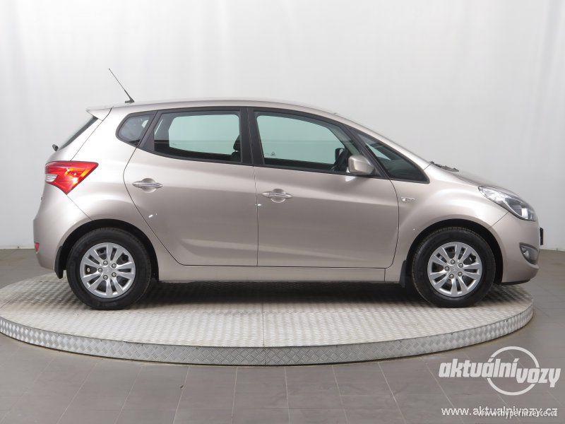 Hyundai ix20 1.6, benzín, vyrobeno 2018 - foto 15