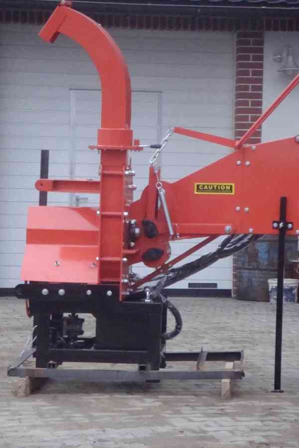 Štěpkovač CRONIMO WC-8 za traktor, hydraulika - foto 7